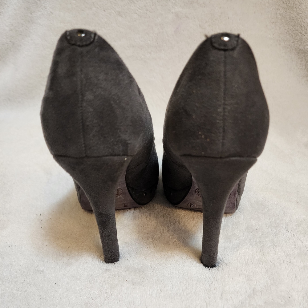Source Unknown Black Suede Stiletto Heels